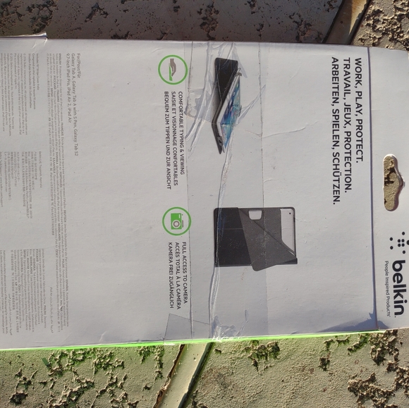 Belkin 97 inch iPad pro,  iPad 2, ipad air case - Picture 6 of 9